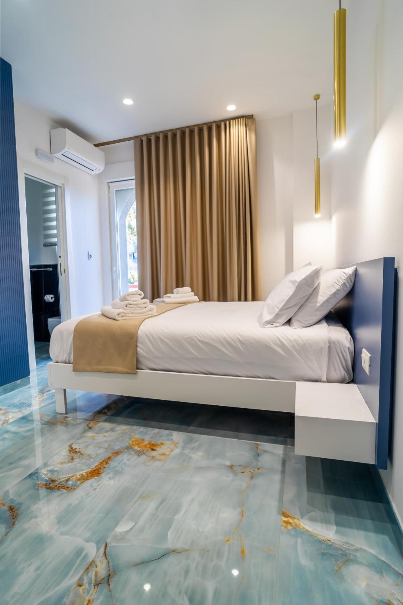 Suite 14 Scalea Exteriér fotografie