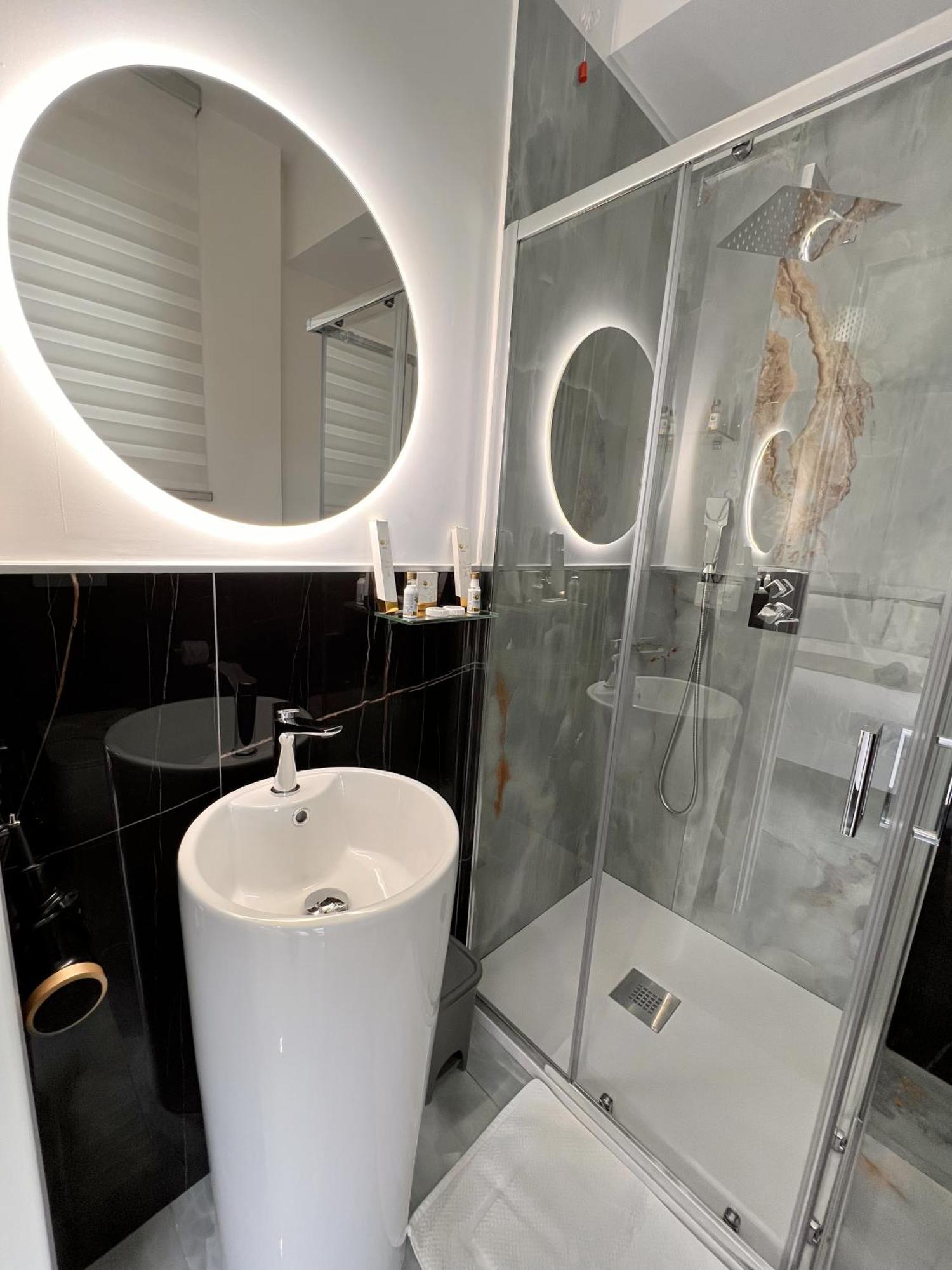 Suite 14 Scalea Exteriér fotografie